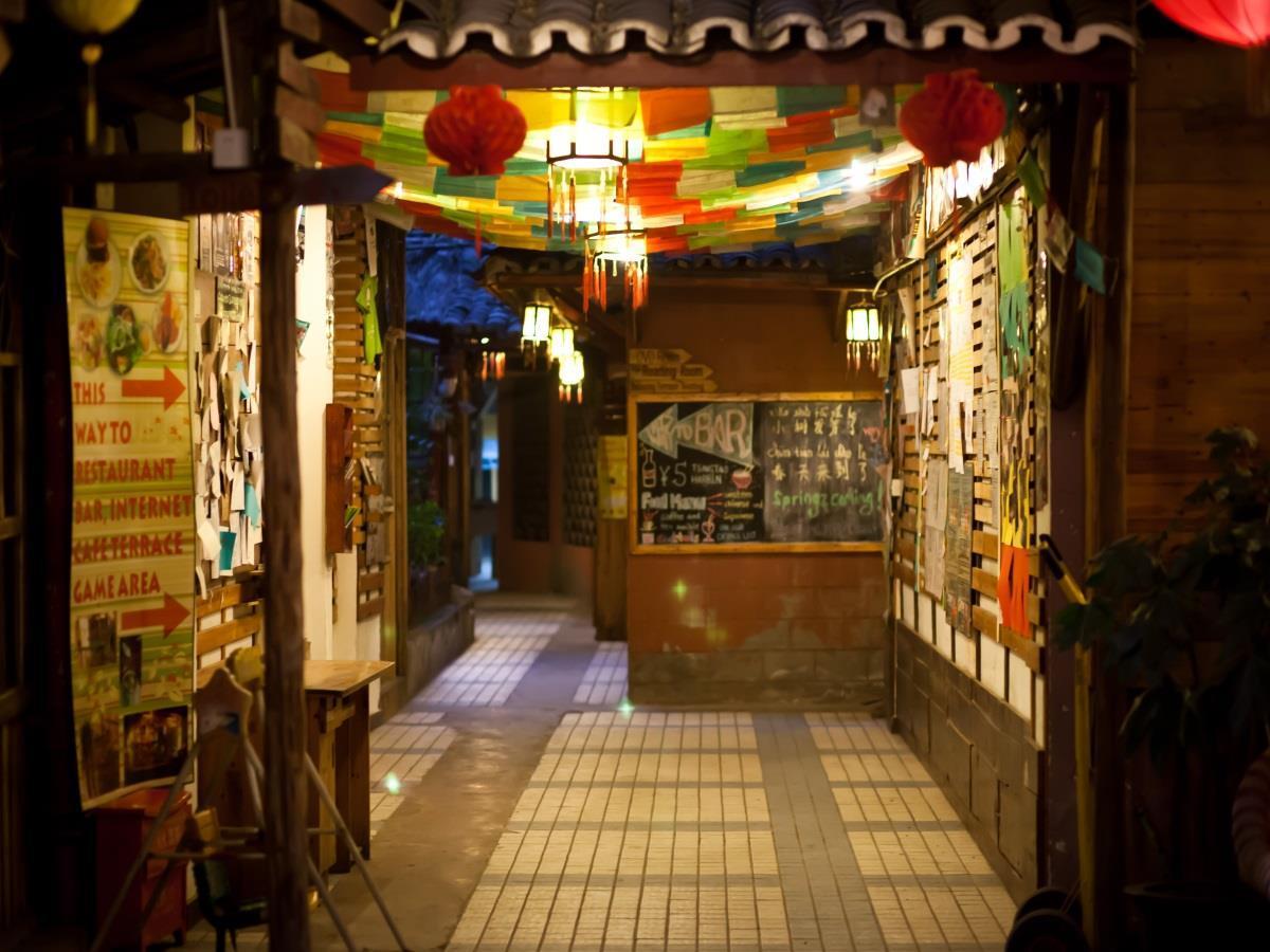 Hello Chengdu International Youth Hostel Екстер'єр фото