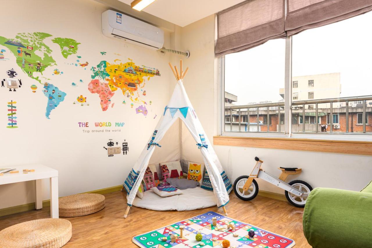 Hello Chengdu International Youth Hostel Екстер'єр фото
